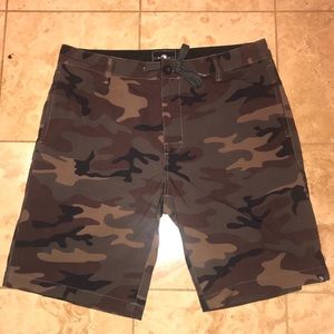 T&C hybrid shorts